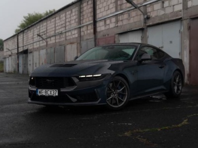 Tym autem objedziecie nawet BMW M2. Ford Mustang Dark Horse niesamowicie imponuje. TEST