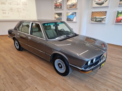 BMW 535i E12 1980 – 135000 PLN – Warszawa