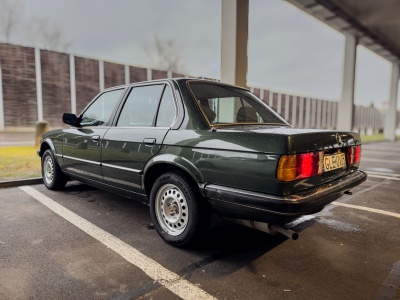 BMW 318i E30 1987 – 42700 PLN – Warszawa