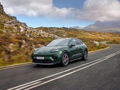 Elektryczne Porsche Macan w dwóch nowych wariantach. Jest cena wersji bazowej