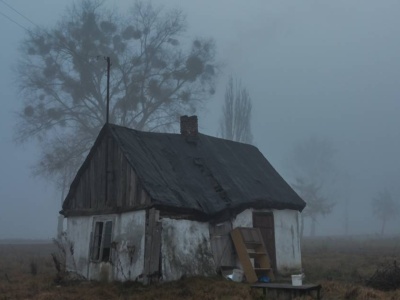 Zwiedza opuszczone miejsca w Polsce. W jednym znalazł pamiętnik