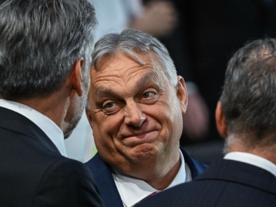 Orban chce podbić niebo. To jego plan