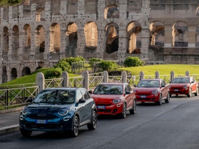 Ponad 6000 aut Stellantis dla włoskiej administracji publicznej. Wśród modeli Fiat 600 i Peugeot 2008