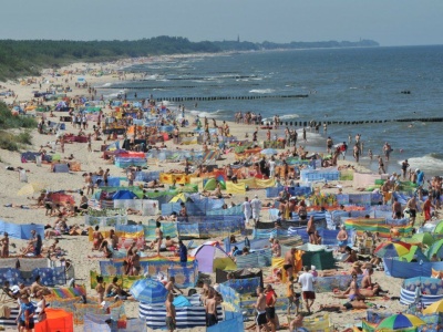 Robisz to na plaży? Polacy ryzykują życiem innych, policja szykuje surowe kary