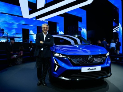 Szef Renault o zakazie sprzedaży aut spalinowych: “potrzeba większej elastyczności”