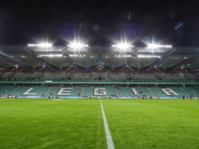 Legia zagra bez kibiców! To kara od UEFA