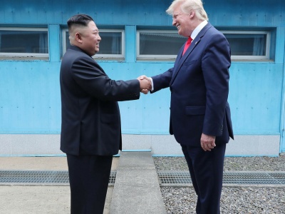 Kim Dzong Un odcina się od Donalda Trumpa