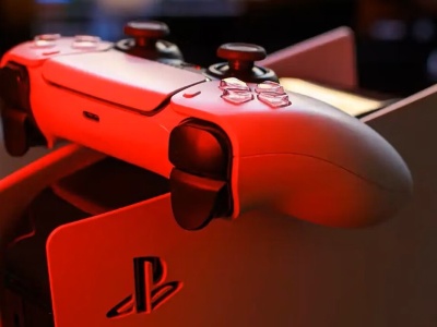 PlayStation zaprasza na wakacyjną wyprzedaż i poleca nowości z PS5 i PS4