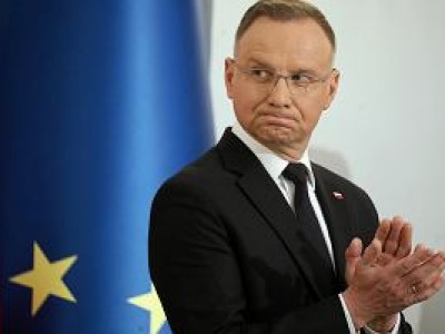 Zamieszanie wokół Święta Policji. Andrzej Duda pisze o awansach. Mundurowi nic nie wiedzą