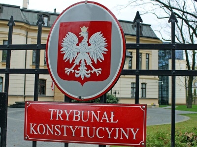 Poseł PiS: Przegłosowana przez Sejm ustawa o TK jest niekonstytucyjna