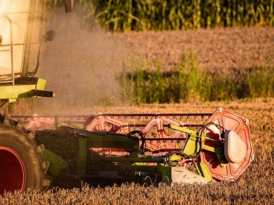 Nadmiar wody na zachodzie, susza i upał na wschodzie. UE obniża prognozy dotyczące plonów w tym roku