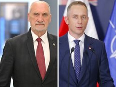 Macierewicz pozywa Tomczyka. 