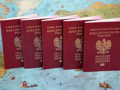 Warto podróżować z polskim paszportem, otwiera drzwi do 188 krajów