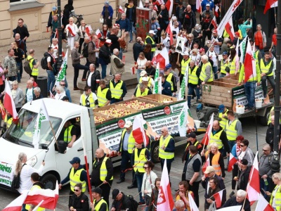 Rolnicy przeciwni świadczeniom dla chorujących. Upomnieli się o wysokość swoich emerytur