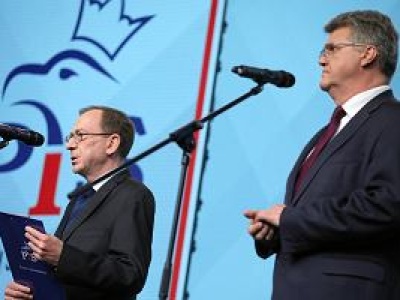 Jest wniosek Bodnara o uchylenie immunitetów Kamińskiemu i Wąsikowi. Prokuratura wydała komunikat