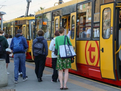 Darmowa komunikacja miejska dla emerytów. Muszą spełnić tylko jeden warunek