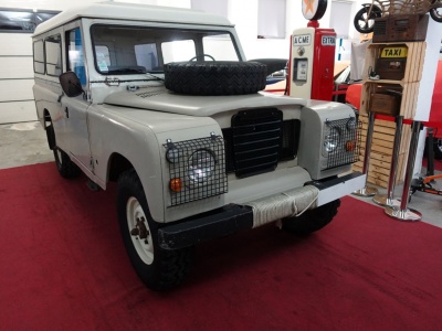 Land Rover Santana 109 S IIA 1969 – 22900 PLN – Zgierz