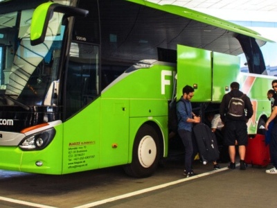 Już nie Ryanairem tylko Flixbusem. Czy nowa trasa autobusem z Polski okaże się hitem?