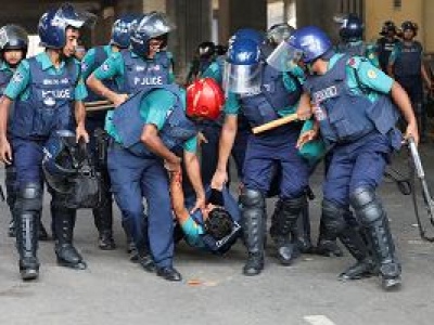 Dramatyczna sytuacja w Bangladeszu. Ludzie giną w czasie protestów. Rząd się odgraża, mówi o 