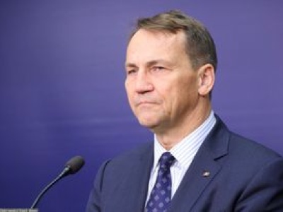 Co z przejściami granicznymi z Białorusią? Sikorski stawia warunek