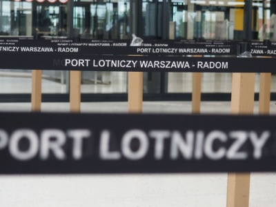 Spada liczba pasażerów korzystających z lotniska w Radomiu