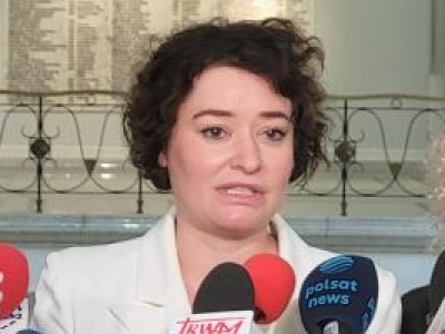 Anna Maria Żukowska zaliczyła modową wpadkę. 