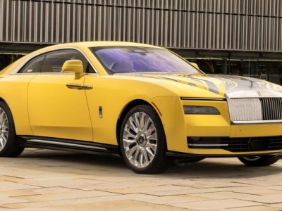 Rolls-Royce Spectre Semaphore. Jest tylko jeden, za to bardzo żółty