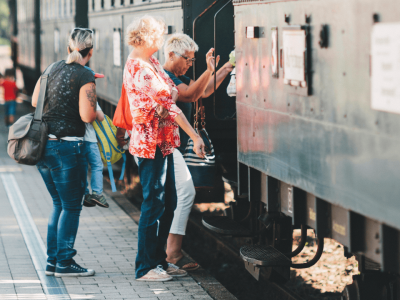 Mandaty dla seniorów. Ten błąd przy zakupie biletu może słono kosztować