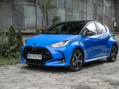 Test: odświeżona Toyota Yaris – gdy auto miejskie staje się luksusem