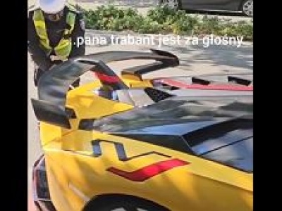 Pierwszy właściciel lamborghini stracił dowód rejestracyjny. 