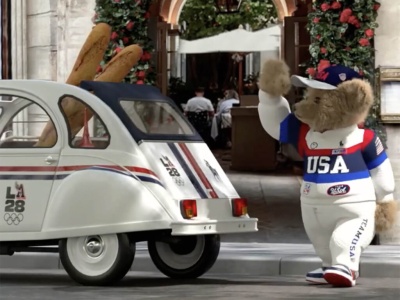 Citroën 2CV i Ralph Lauren pożegnały olimpiadę w Paryżu. Do zobaczenia w Los Angeles!