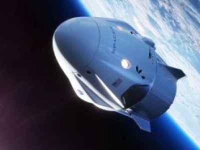 Takiego lotu nie było. SpaceX wyśle ludzi w nowe miejsce