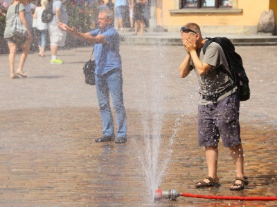 Znowu upały. Poznaj prosty sposób jak szybko i zdrowo się ochłodzić