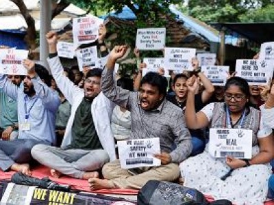 Masowy protest po gwałcie i morderstwie lekarki w Indiach. Szpitale nie przyjmują pacjentów