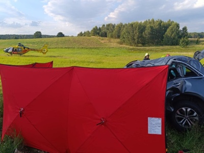 W wypadku pod Szczecinkiem zginął ceniony chirurg. Jego dwie małe córki walczą o życie