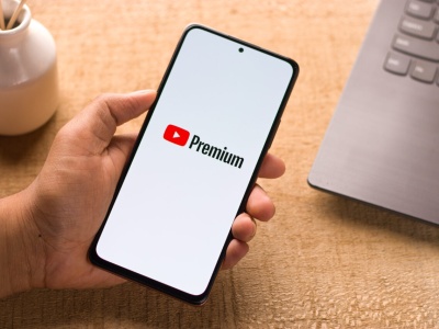 Znalazłem sposób na YouTube Premium za darmo. Google samo rozdaje pieniądze