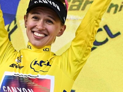 Katarzyna Niewiadoma triumfatorką Tour de France. Błyskawiczna reakcja Dudy i Tuska