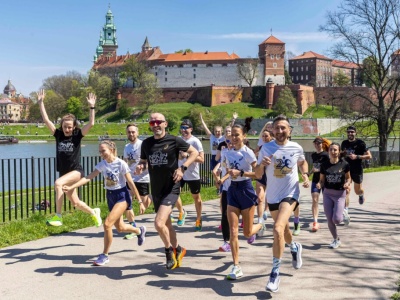 Łączymy siły z marką ASICS! Przygotuj się z nami do 10.edycji Cracovia Półmaratonu Królewskiego!