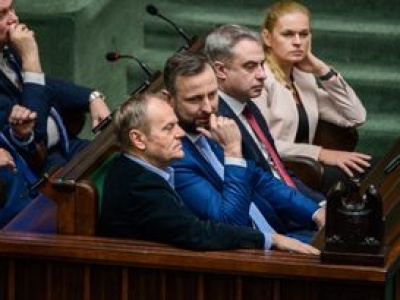 Tusk, liderzy i ministrowie o budżecie. Koalicjanci stawiają warunki, dyskusja nawet do nocy