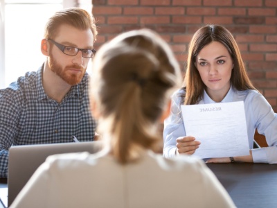 To jeden z najtrudniejszych momentów w karierze. A pracodawcy często tego nie ułatwiają