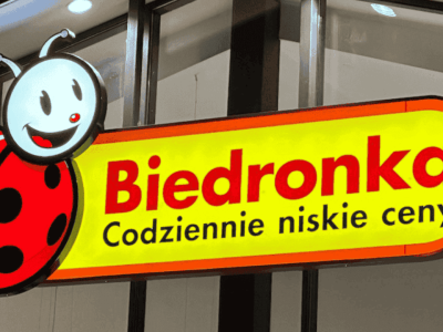 Czas tylko do soboty. Biedronka wyprzedaje towar za grosze i daje 6 produktów gratis