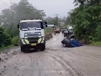 Indonezyjska „śliska górka” [WIDEO]