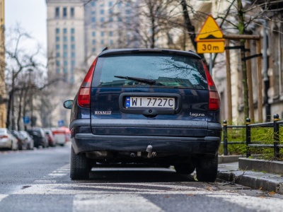 Kierowca dostał niesamowity list: “Parkuje pan swój samochód na miejscu, w którym od lat parkuje ja a wcześniej mój ojciec”