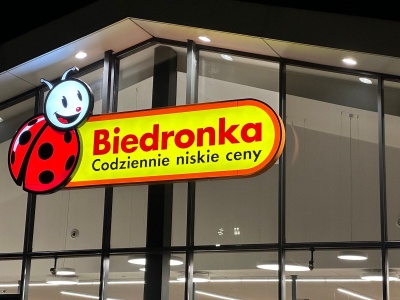 Biedronka łączy promocje. W sobotę dwie oferty na raz, produkty za darmo