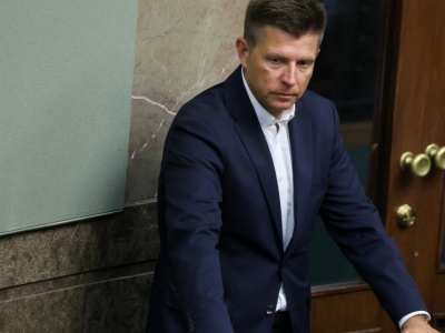 Składka zdrowotna do zmiany. Ryszard Petru opisuje, co leży na stole