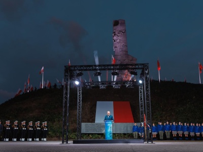 Westerplatte. 85. rocznica wybuchu II wojny światowej. Tusk: Nigdy więcej samotności