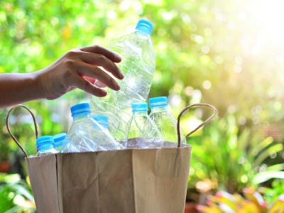 Czy mój plastik trafia do recyklingu? Szokujące śledztwo przy pomocy Apple AirTag