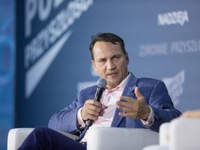 Sikorski skrytykowany przez posła PSL. 