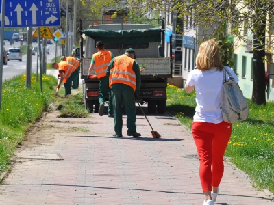 Inna płaca minimalna w Warszawie, a inna w małym mieście? W rządzie tli się taki pomysł