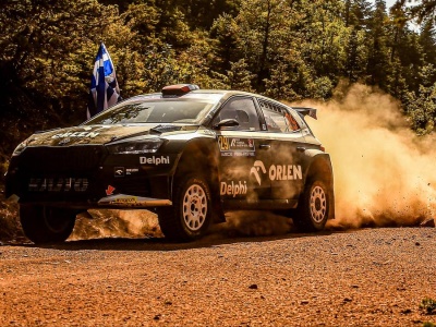 Kajetanowicz i Szczepaniak w czołowej trójce WRC2 Rajdu Akropolu